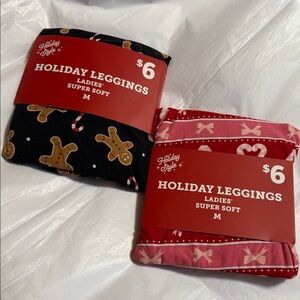 Holiday Style Ladies' Super Soft holiday themed leggings; size: various